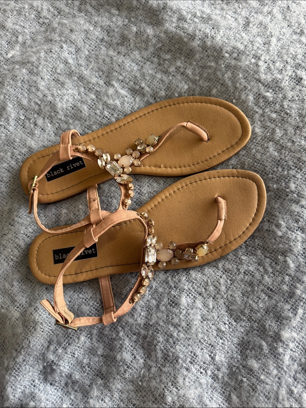 Black Rivet Peach Jeweled T-Strap Sandals